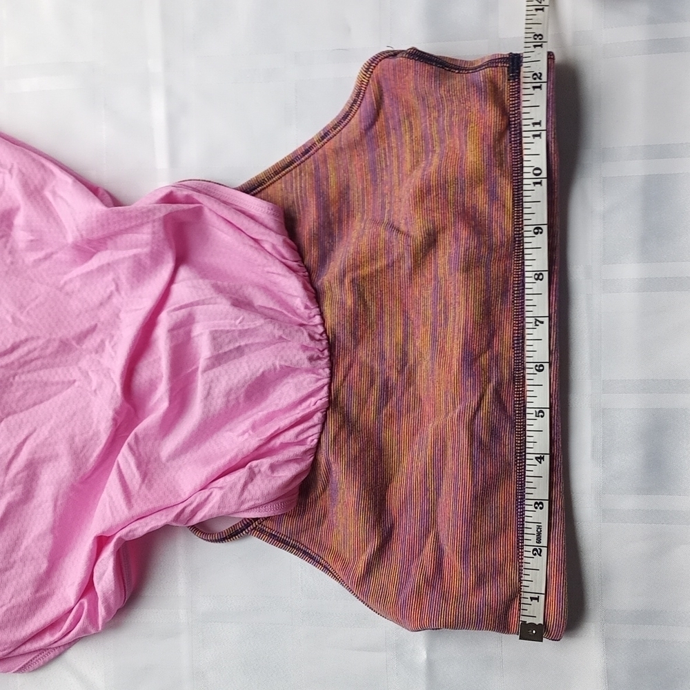 Lululemon Yoga athletic workout tank - Picture 9 of 13